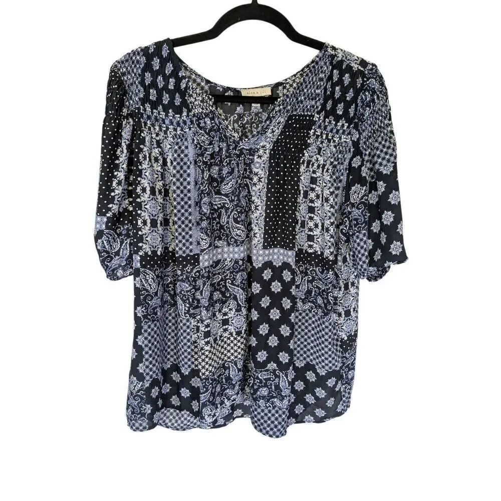 NWT Alex and Lili Blue and White Printed Top Women's XL